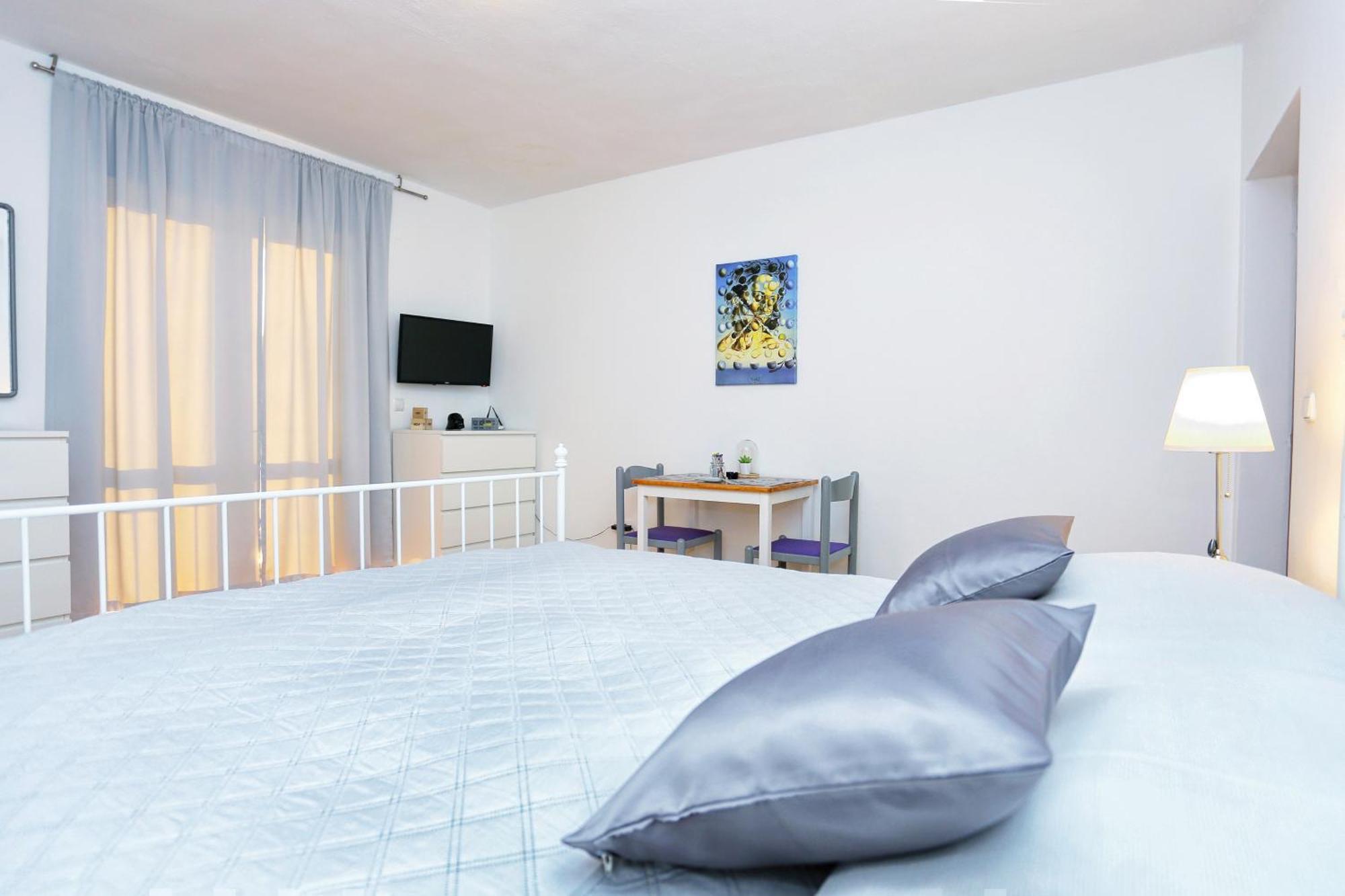 Apartments And Rooms With Parking Space Makarska - 18028 Room photo